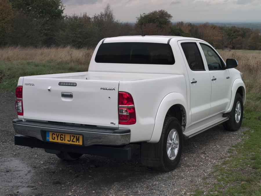  Toyota Hilux Double Cab 2011 года  (UK) (фото 26 из 30)